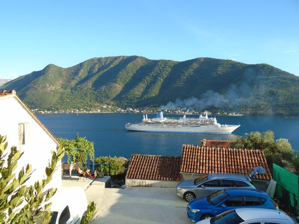 Apartments Jovanovic Perast Eksteriør billede